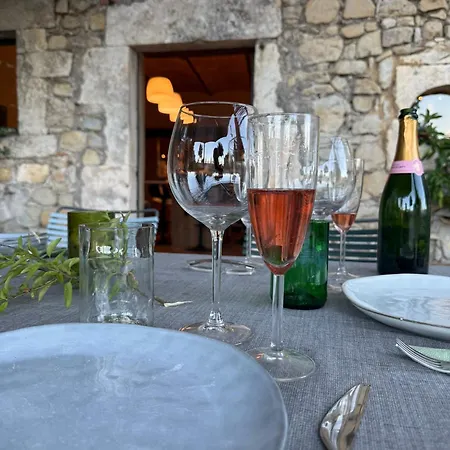 לינה וארוחת בוקר Maison Casamande & - Luxe Et Serenite Dans Un Domaine D'amandiers 3*