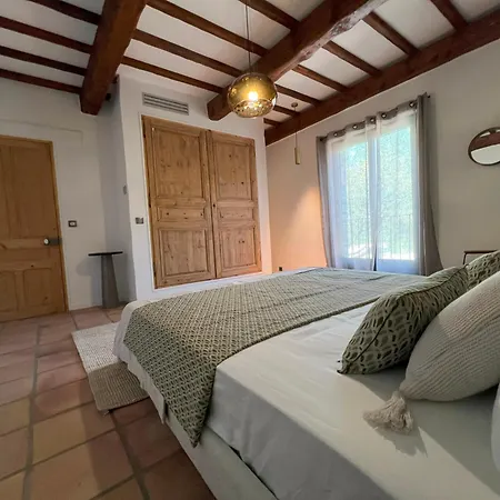 Maison Casamande&spa - Luxe Et Sérénité Dans Un Domaine D'amandiers Bed & Breakfast