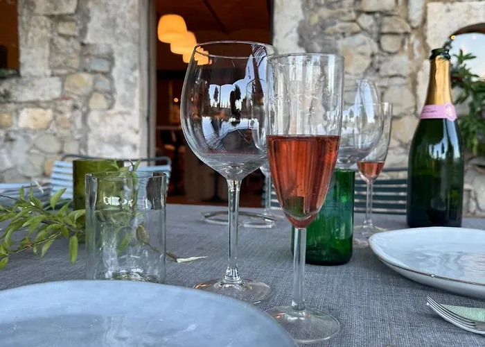 Bed & Breakfast Maison Casamande&spa - Luxe Et Sérénité Dans Un Domaine D'amandiers 3*